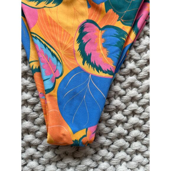 Skatie• ‘Suzanne’ Bikini Bottoms in BANZAI - Picture 8 of 14